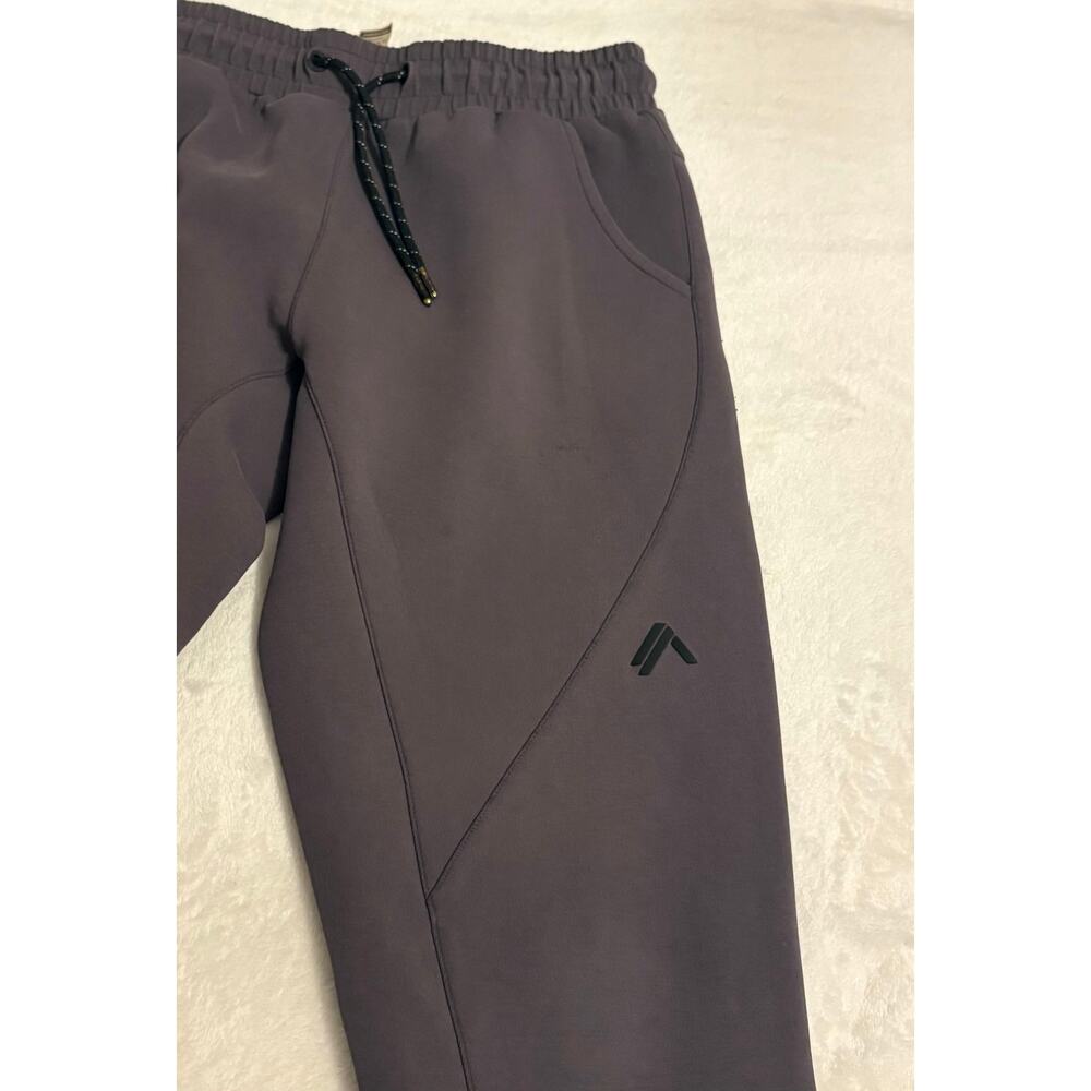 LDB Better Than Our Best  Men’s jogger. Size Medium. Charcoal gray.